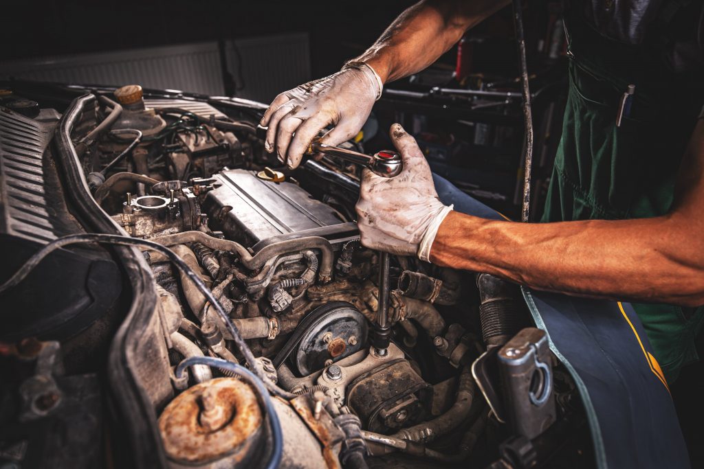 reparation dans le moteur